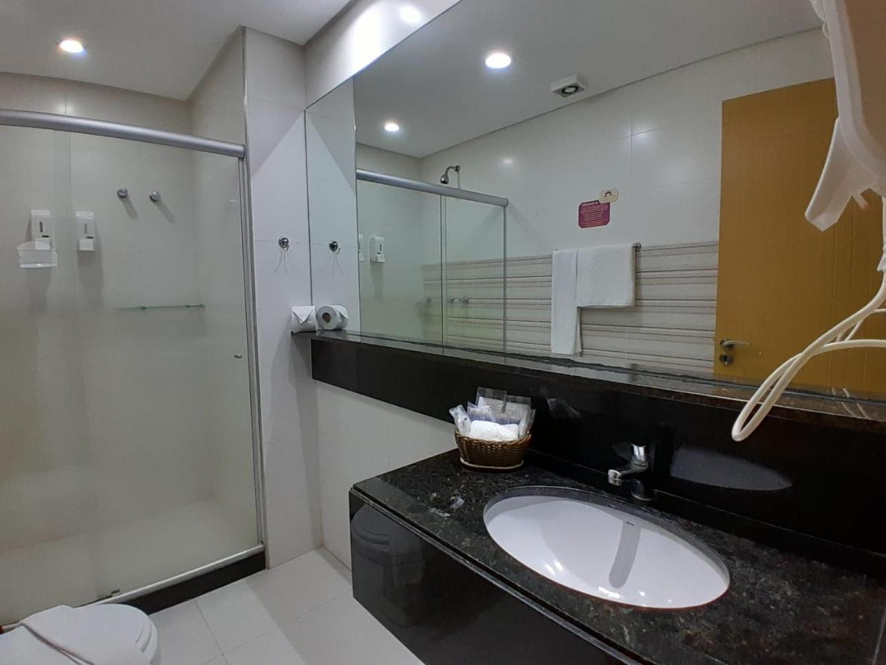 Anai Hotel جابواتاو دوس غوارارابيس المظهر الخارجي الصورة